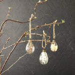 Afbeelding in Gallery-weergave laden, Glazen eieren met droogbloemen
